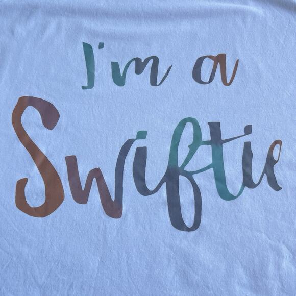 I'm a Swiftie Womens Tank Top Large White Taylor Icon Music Concert Fan Girl - Picture 3 of 8